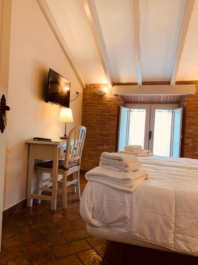 Hotel Plaza Grande Zafra Bagian luar foto