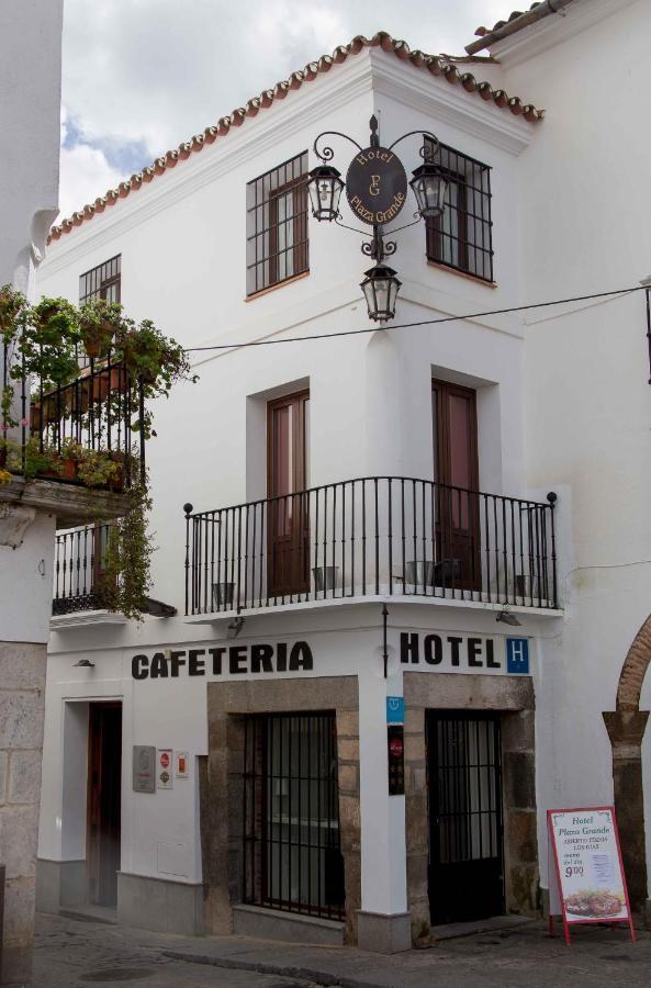 Hotel Plaza Grande Zafra Bagian luar foto